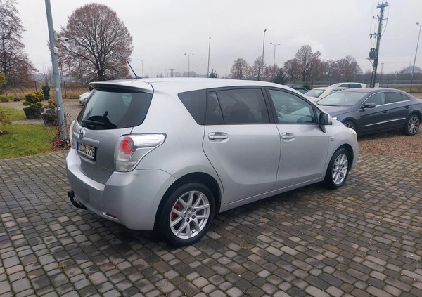 Toyota Verso cena 25900 przebieg: 220000, rok produkcji 2009 z Barczewo małe 191